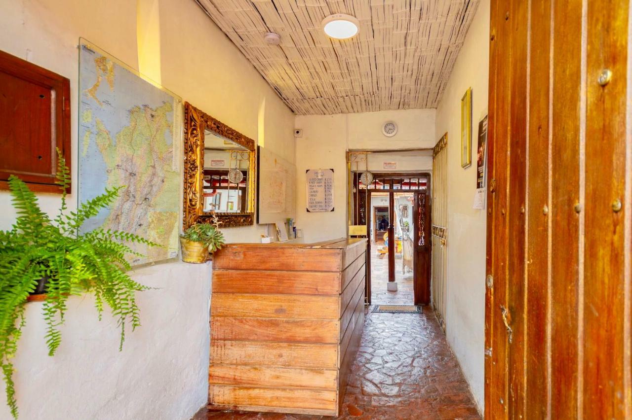 Alegrias Hostel Bogota Buitenkant foto